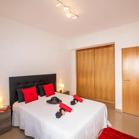 Apartamento Dalmatia * Quarteira